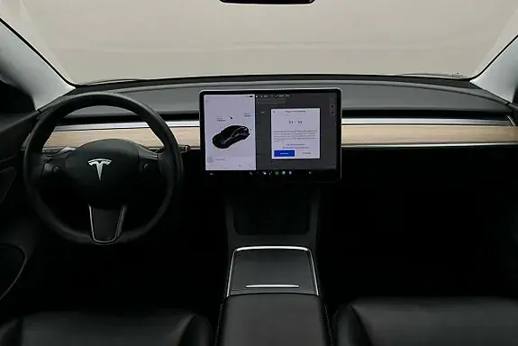 Tesla Model 3 2021 photo 3