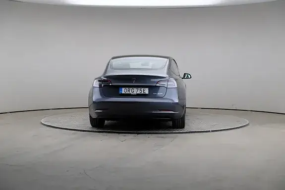 Tesla Model 3 2021 photo 2