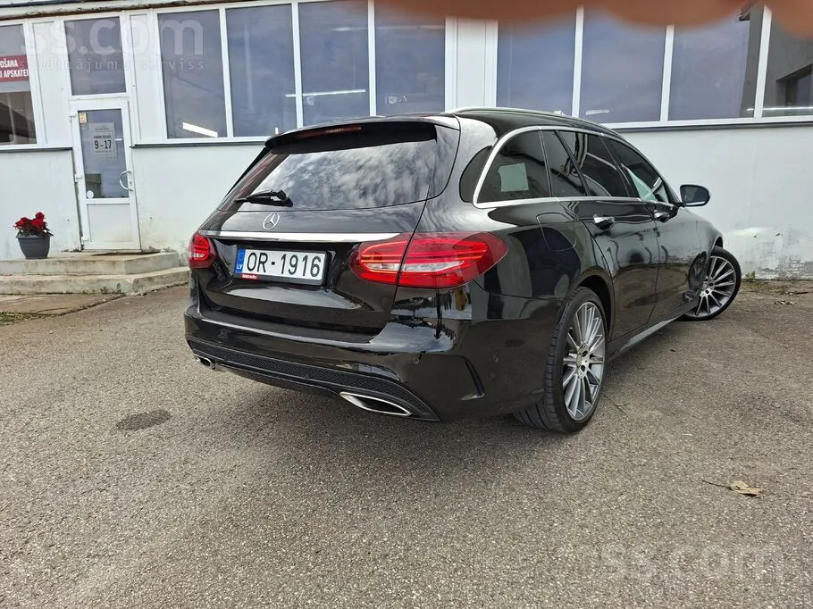 Mercedes-Benz C250 2014 photo 3
