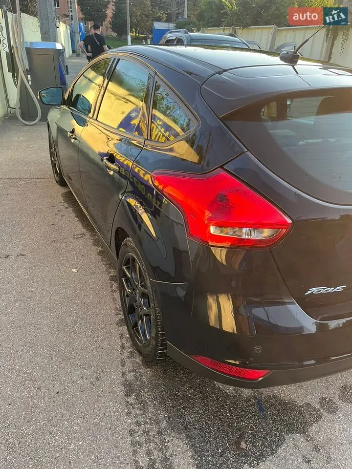 Ford Focus 2016 photo 2