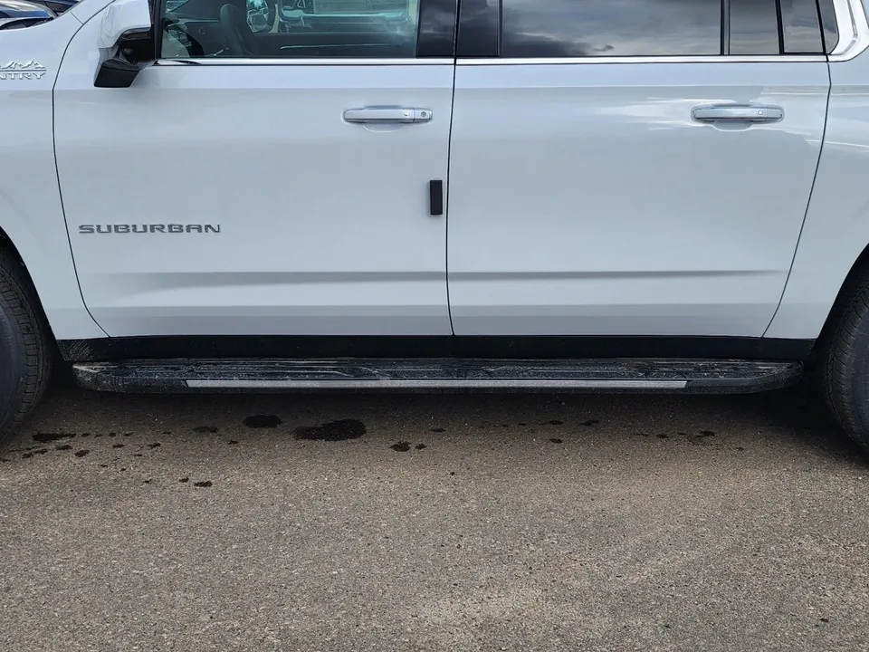 Chevrolet Suburban 2026 photo 4