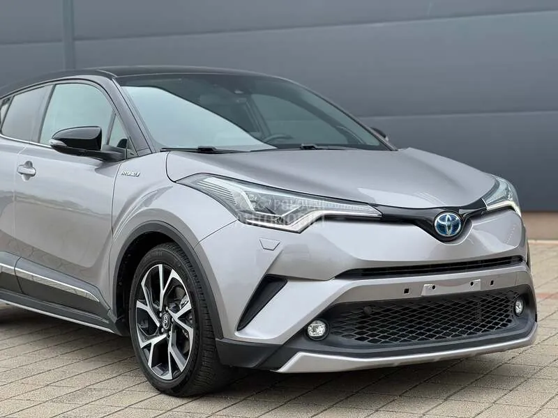 Toyota C-Hr 2016 photo 3