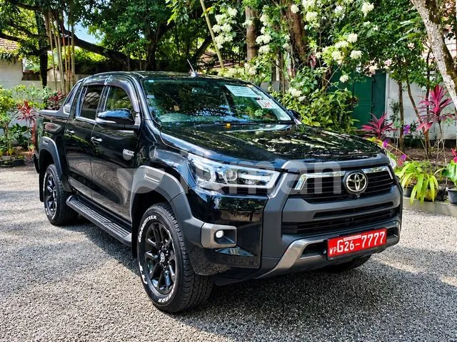 Toyota Hilux 2024 photo 2
