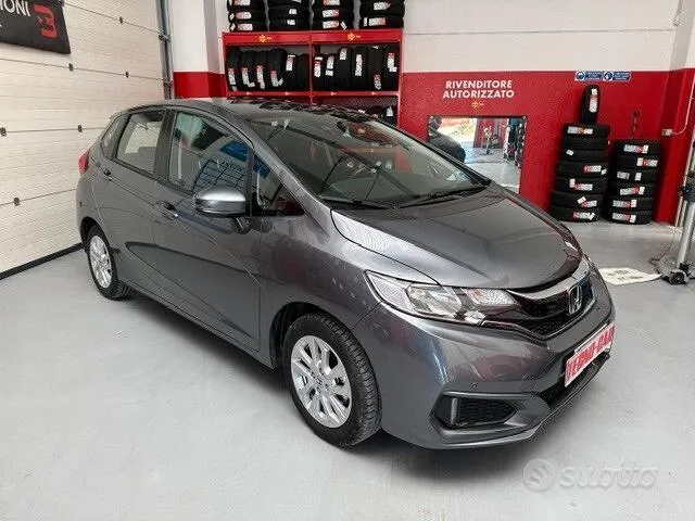 Honda Jazz 2018 photo 2