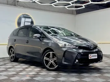 Toyota Prius 2015 photo 2