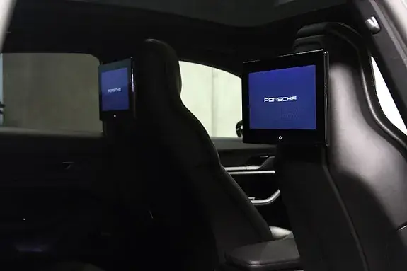 Porsche Taycan 4 2023 photo 5