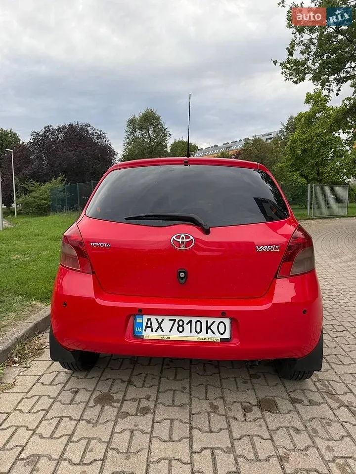 Toyota Yaris 2008 photo 3