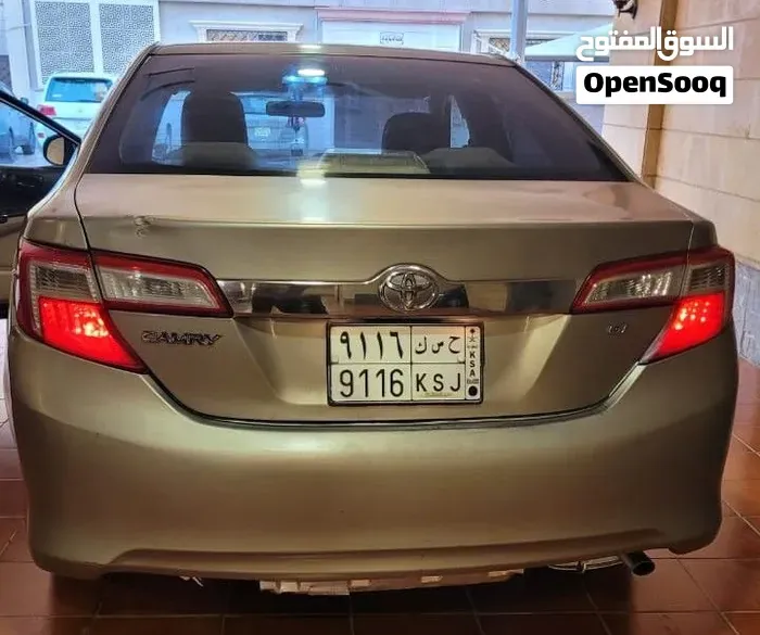 Toyota Camry 2014 photo 2
