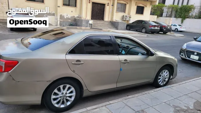 Toyota Camry 2014 photo 3