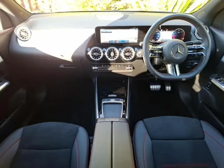 Mercedes-Benz Gla 2026 photo 3
