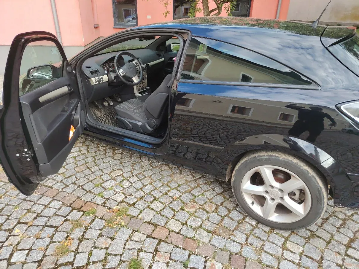 Opel Astra 2008 photo 3
