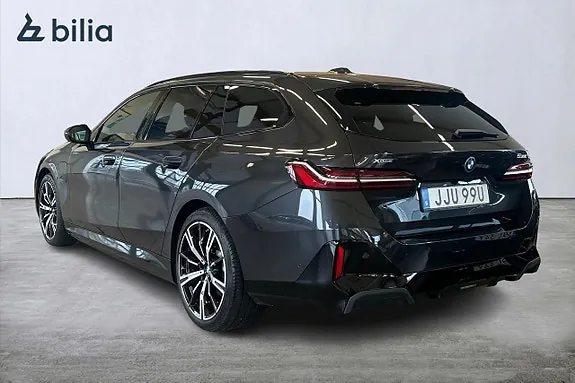 BMW 530E 2026 photo 2