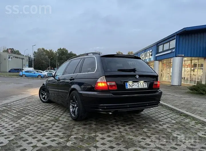 BMW 320D 2004 photo 5
