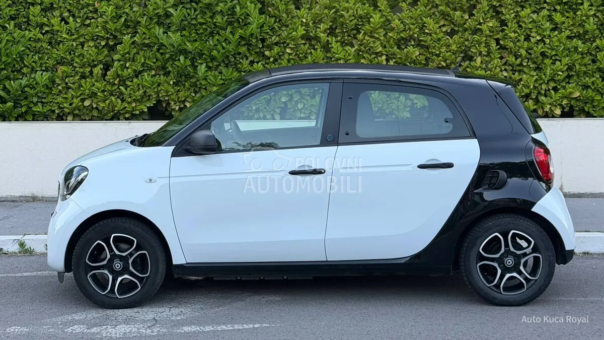 Smart Forfour 2019 photo 3