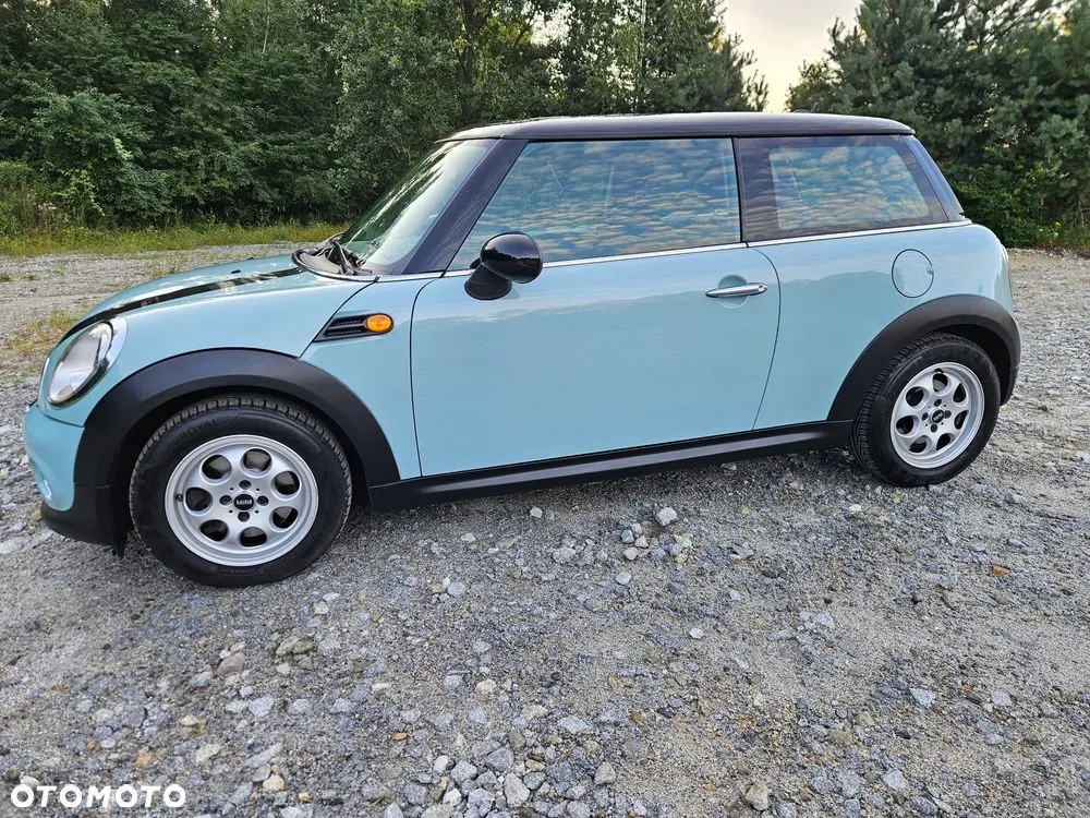 Mini Cooper 2012 photo 2
