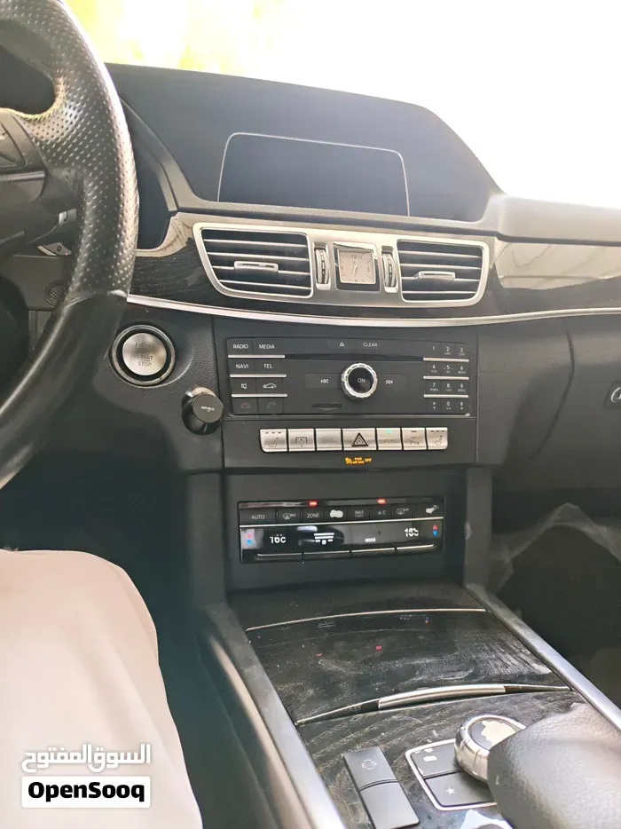 Mercedes-Benz E-Class 2015 photo 4