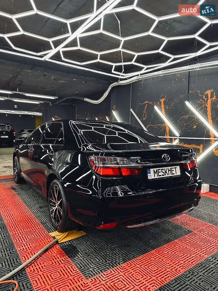 Toyota Camry 2017 photo 3