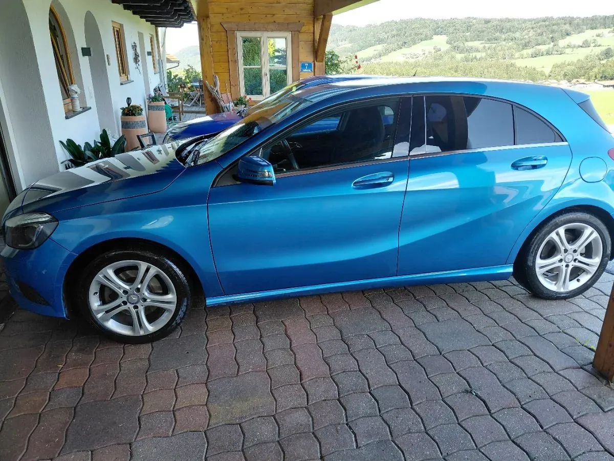 Mercedes-Benz A-Class 2013 photo 2