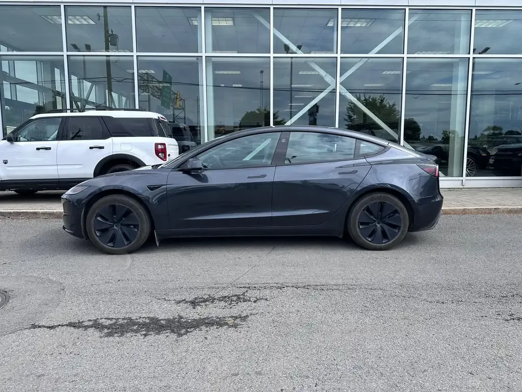 Tesla Model 3 2024 photo 5