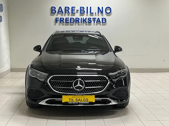 Mercedes-Benz E300 De 2025 photo 4