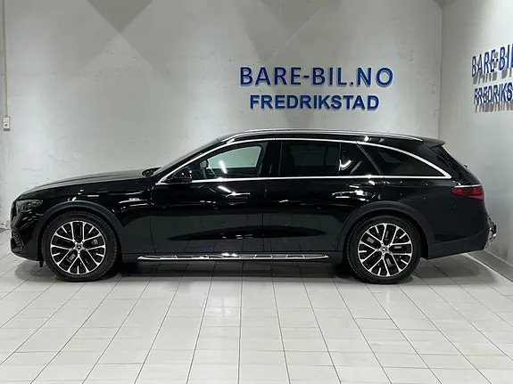 Mercedes-Benz E300 De 2025 photo 3