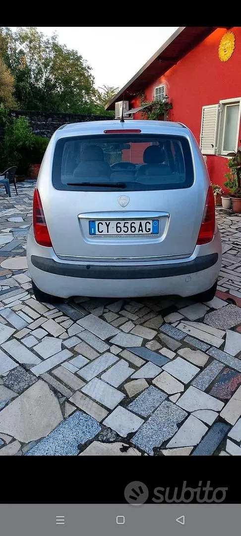 Fiat Idea 2005 photo 2