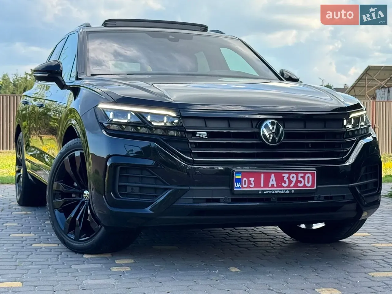 Volkswagen Touareg 2023 photo 4