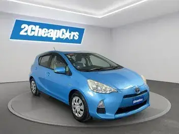 Toyota Aqua 2013 photo 4