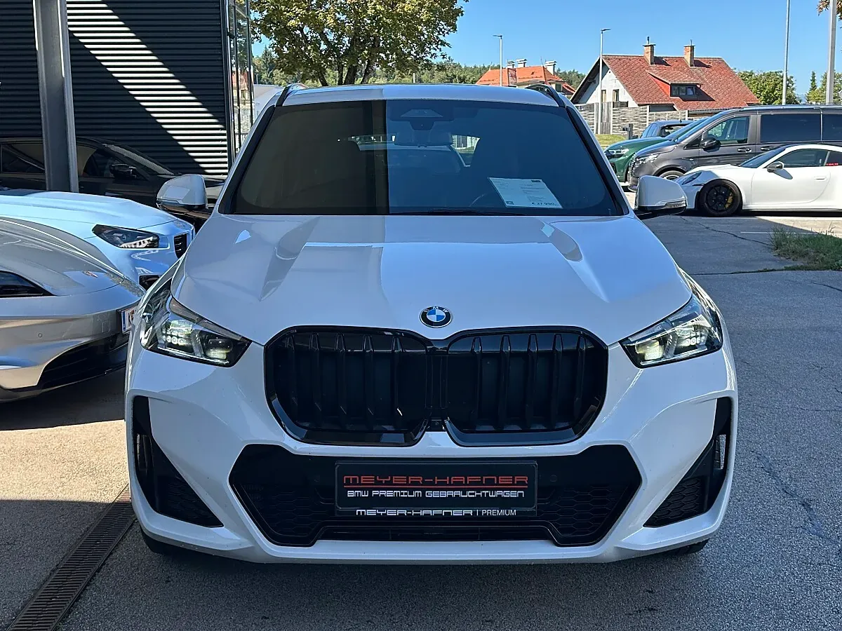 BMW X1 2023 photo 3