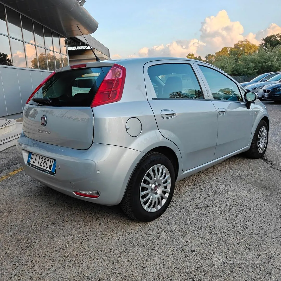 Fiat Punto 2017 photo 4