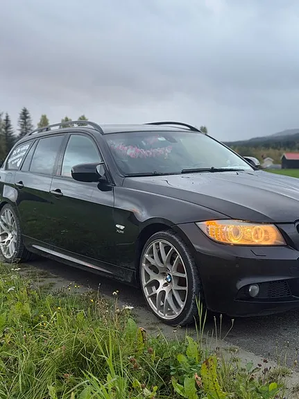 BMW 320Xd 2009 photo 5
