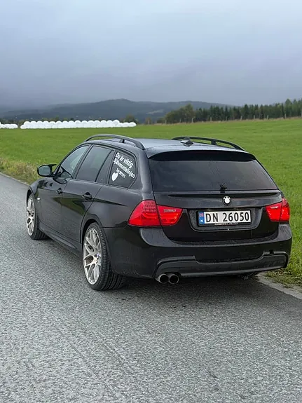 BMW 320Xd 2009 photo 3