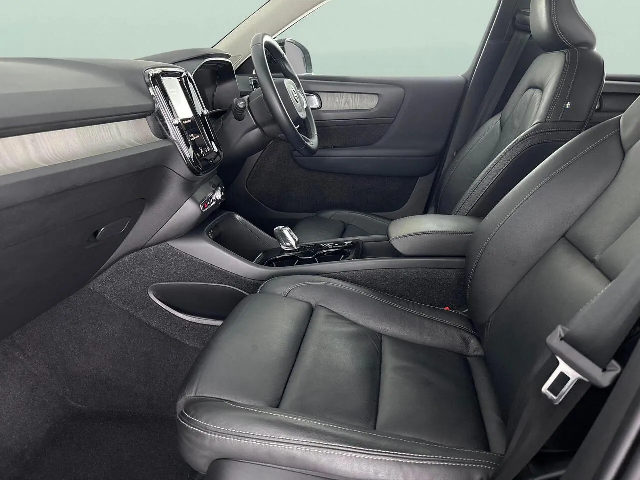 Volvo Xc40 2022 photo 4
