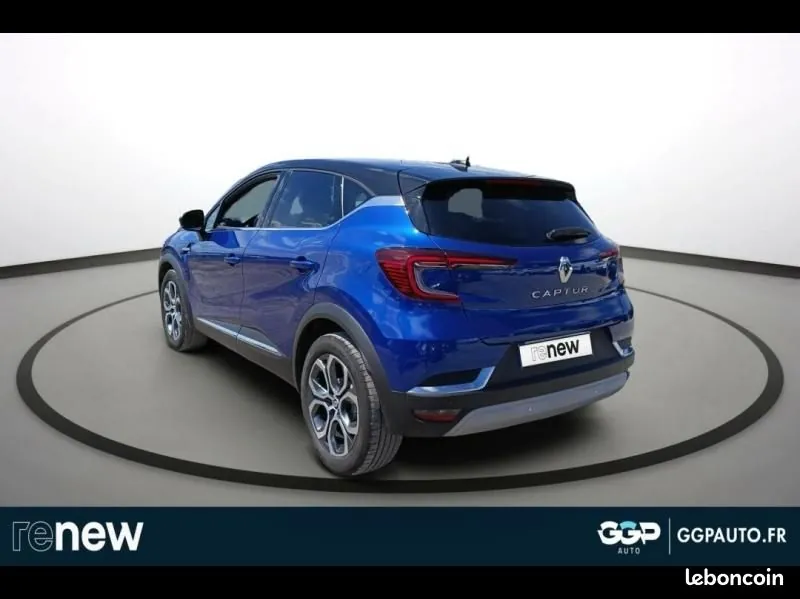 Renault Captur 2023 photo 4