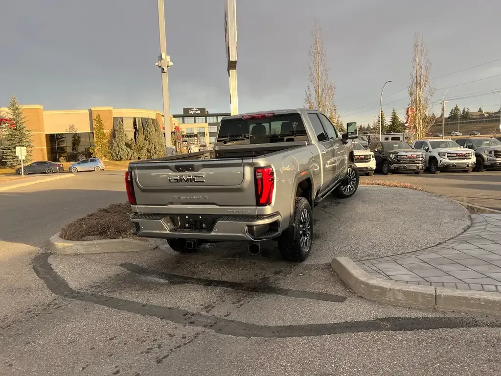 GMC Sierra 3500Hd 2026 photo 5