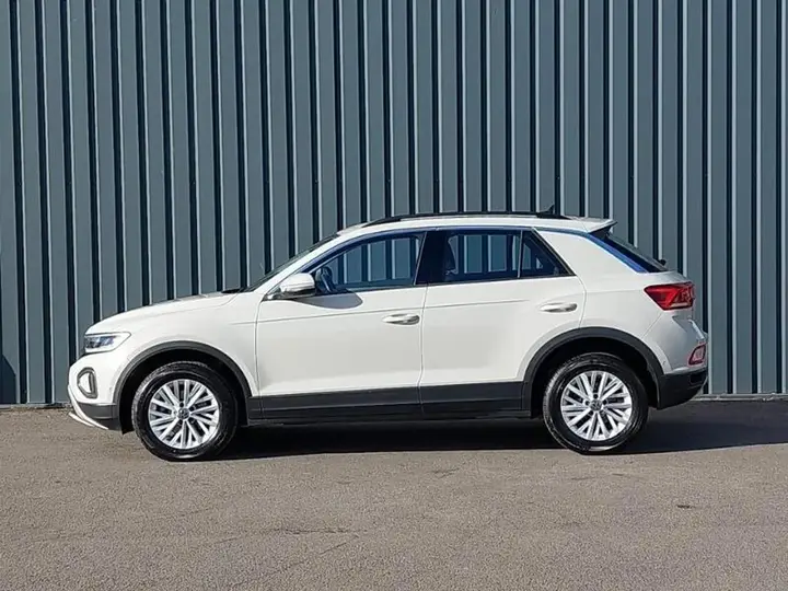 Volkswagen T-Roc 2023 photo 4