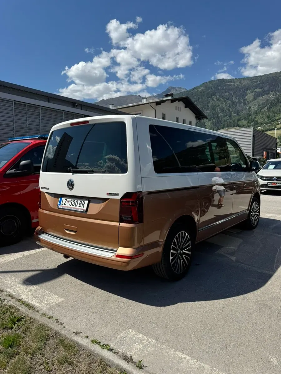 Volkswagen Multivan 2022 photo 3