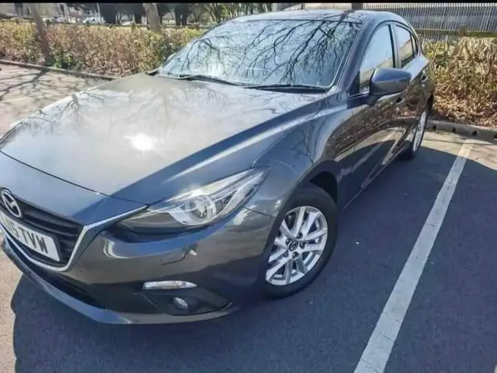 Mazda Mazda3 2015 photo 2