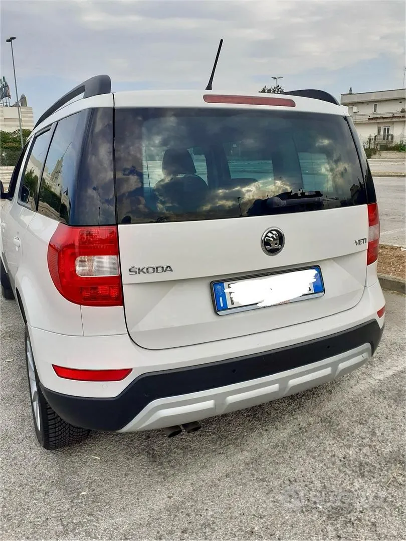 Skoda Yeti 2015 photo 5
