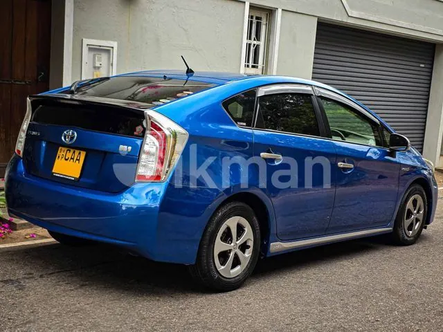 Toyota Prius 2013 photo 4