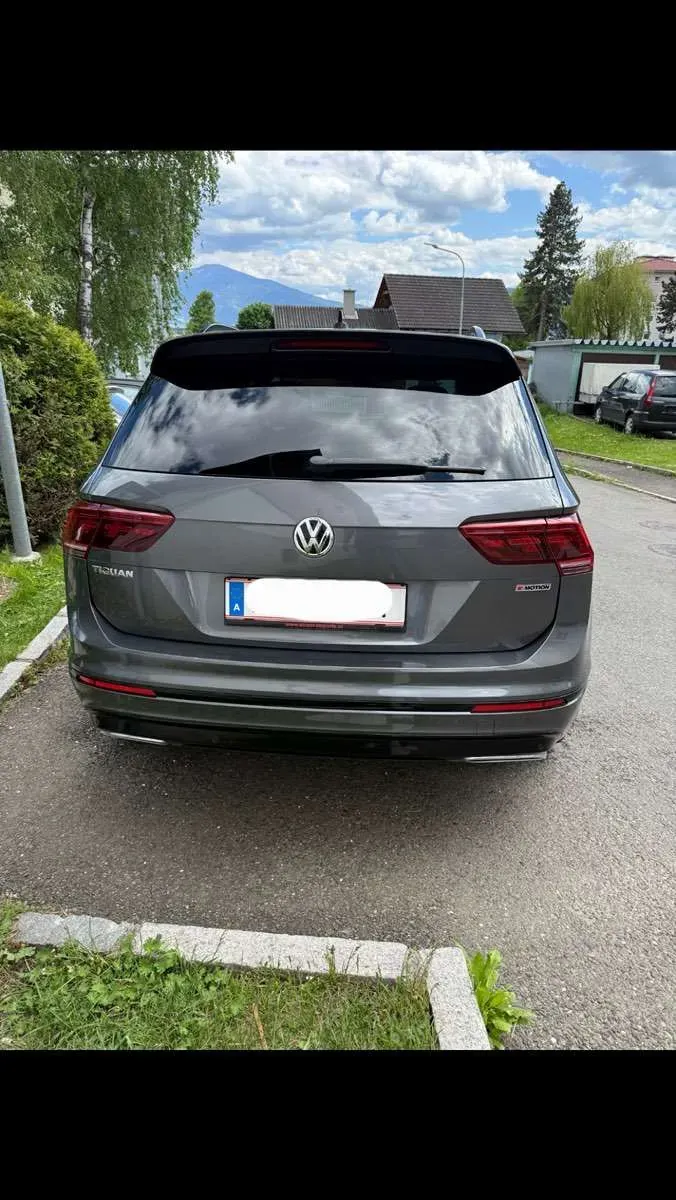 Volkswagen Tiguan 2019 photo 2