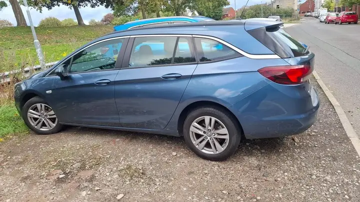 Vauxhall Astra 2017 photo 5