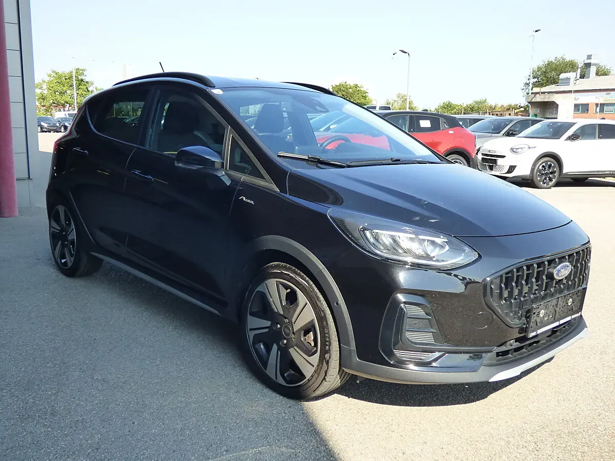 Ford Fiesta 2023 photo 2