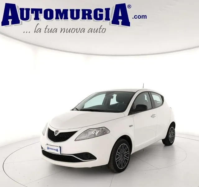 Lancia Ypsilon 2022 photo 2