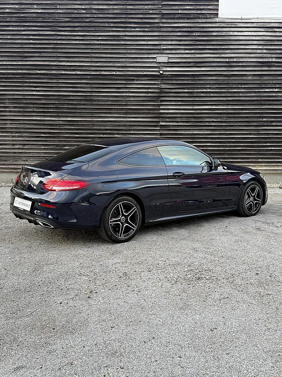 Mercedes-Benz C-Class 2019 photo 3