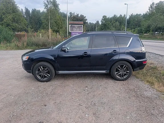 Mitsubishi Outlander 2012 photo 5
