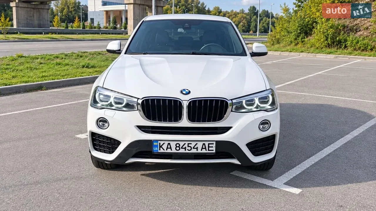 BMW X4 2016 photo 2