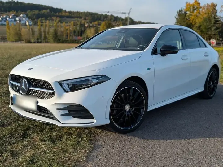 Mercedes-Benz A 250 E