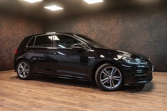 Volkswagen Golf I 2020 photo 2