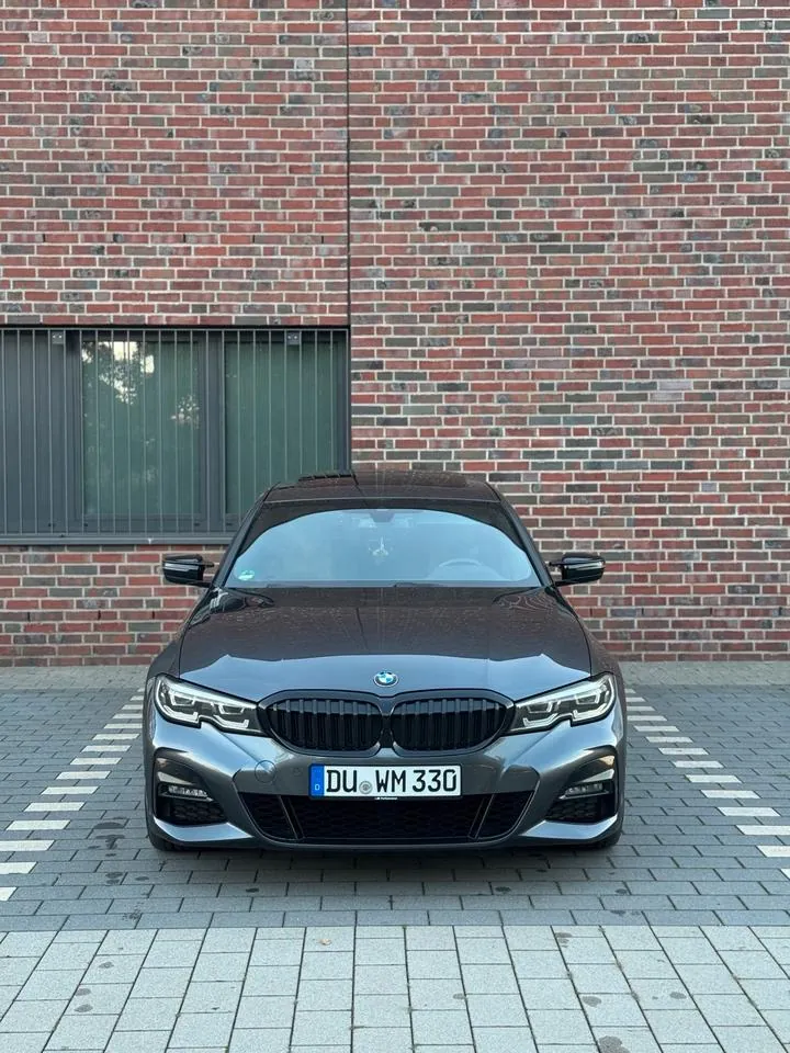 BMW G20